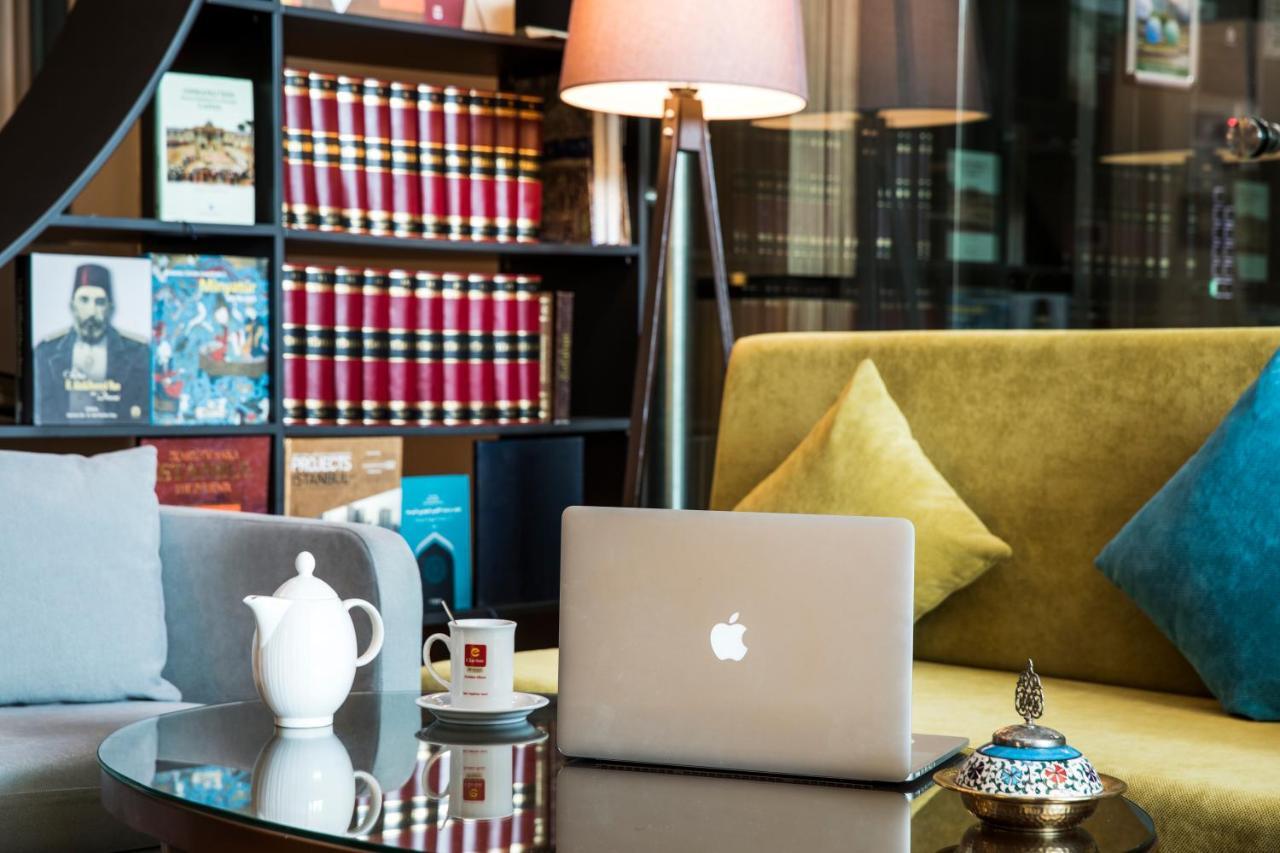 فندق كلاريون غولدن هورن اسطنبول المظهر الخارجي الصورة Library at the hotel