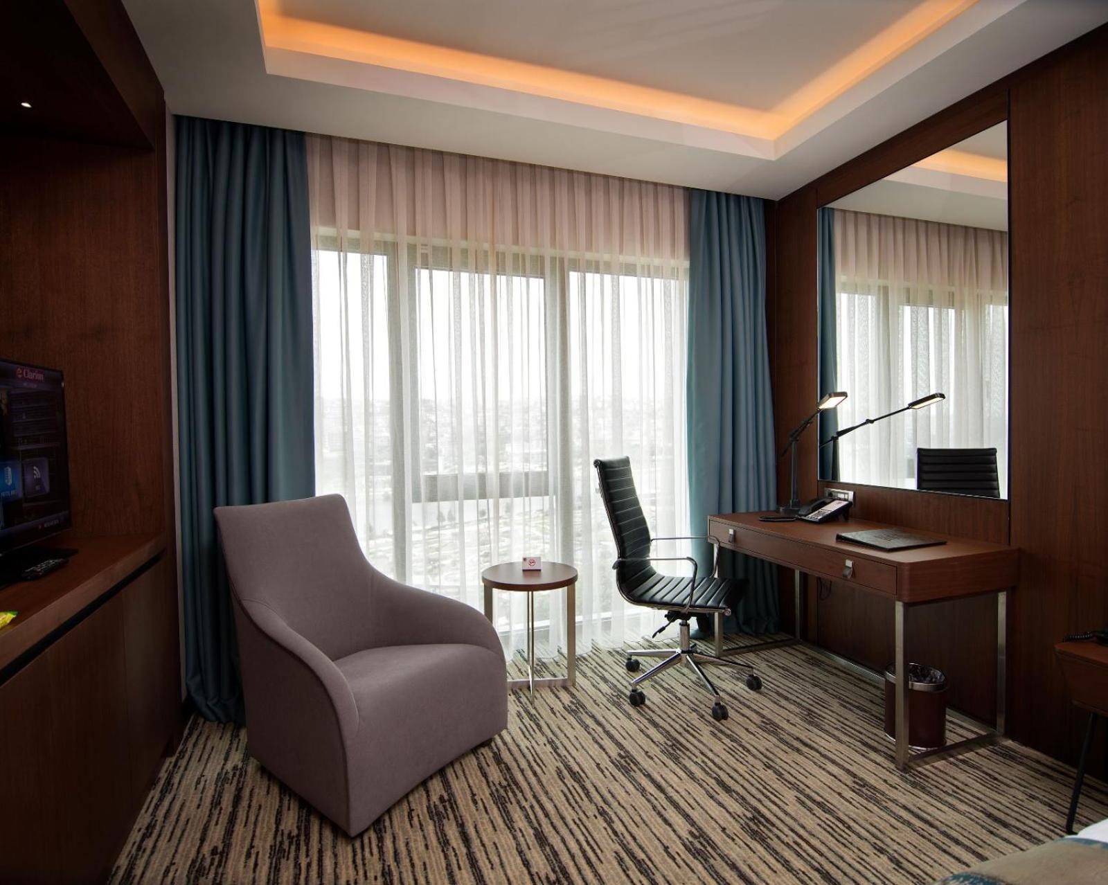 فندق كلاريون غولدن هورن اسطنبول الغرفة الصورة A room at the hotel
